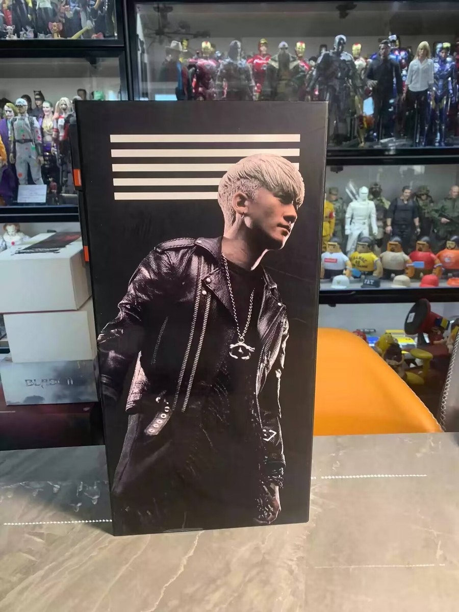 Enterbay BIG BANG SEUNGRI Real Masterpiece 1/6 Action Figure 10