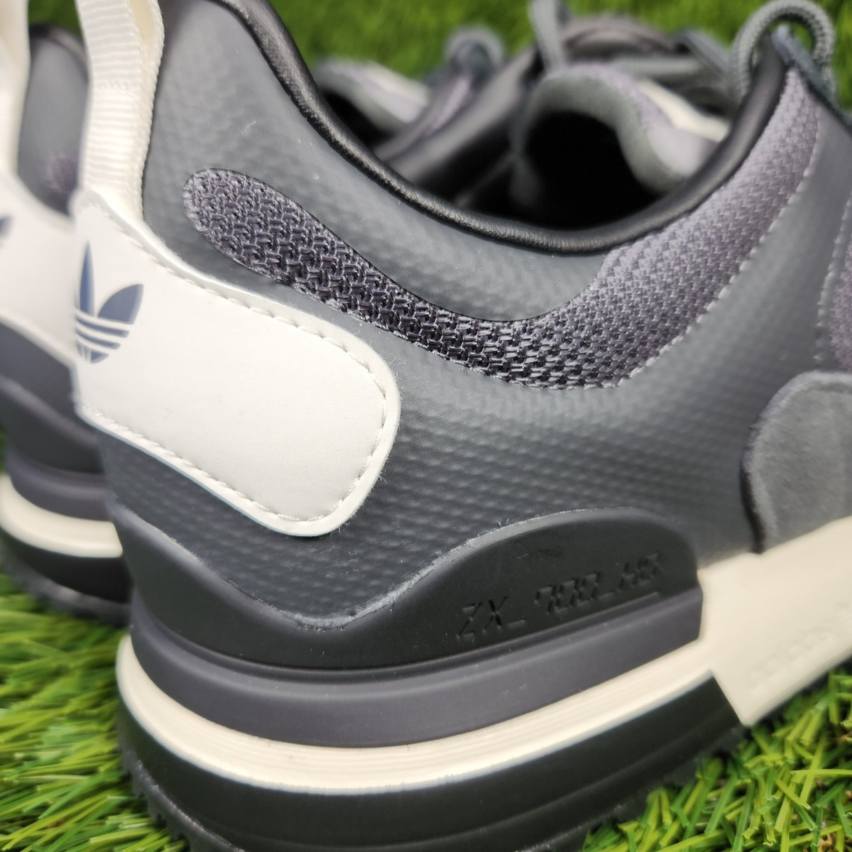 Size 6 - Adidas ZX 700 HD Grey for sale online | eBay