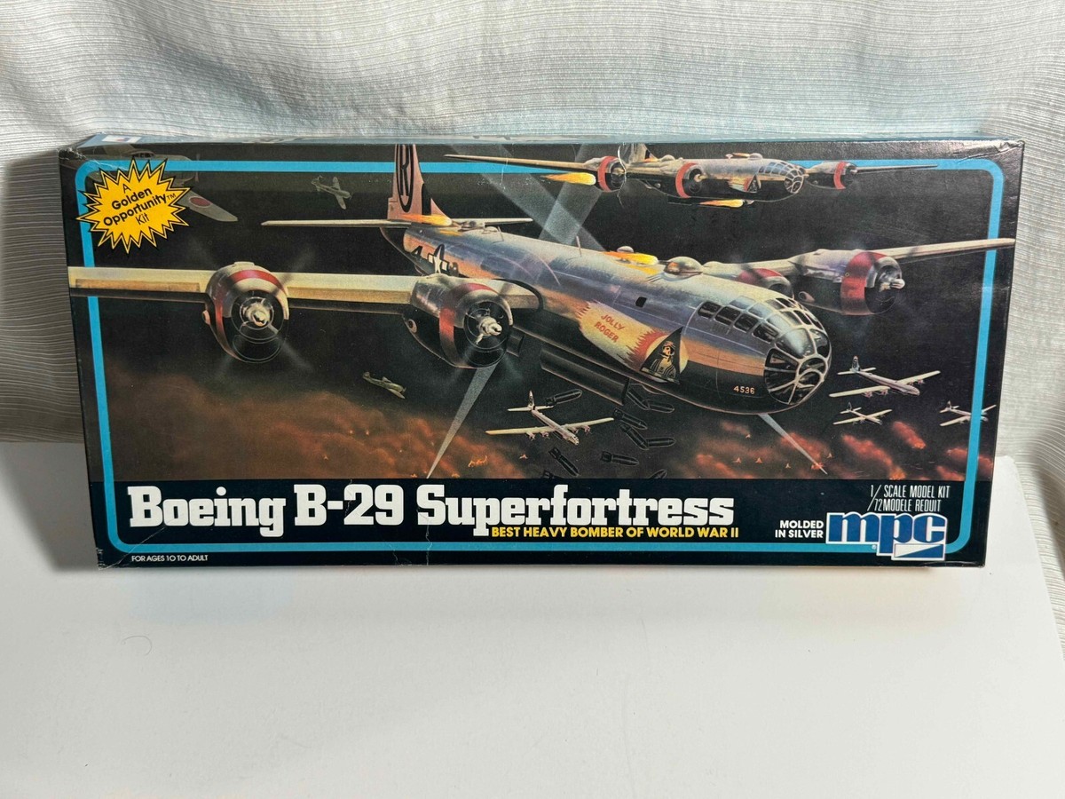 Boeing B29 Superfortress WWII airplane model kit MPC in box 1/72