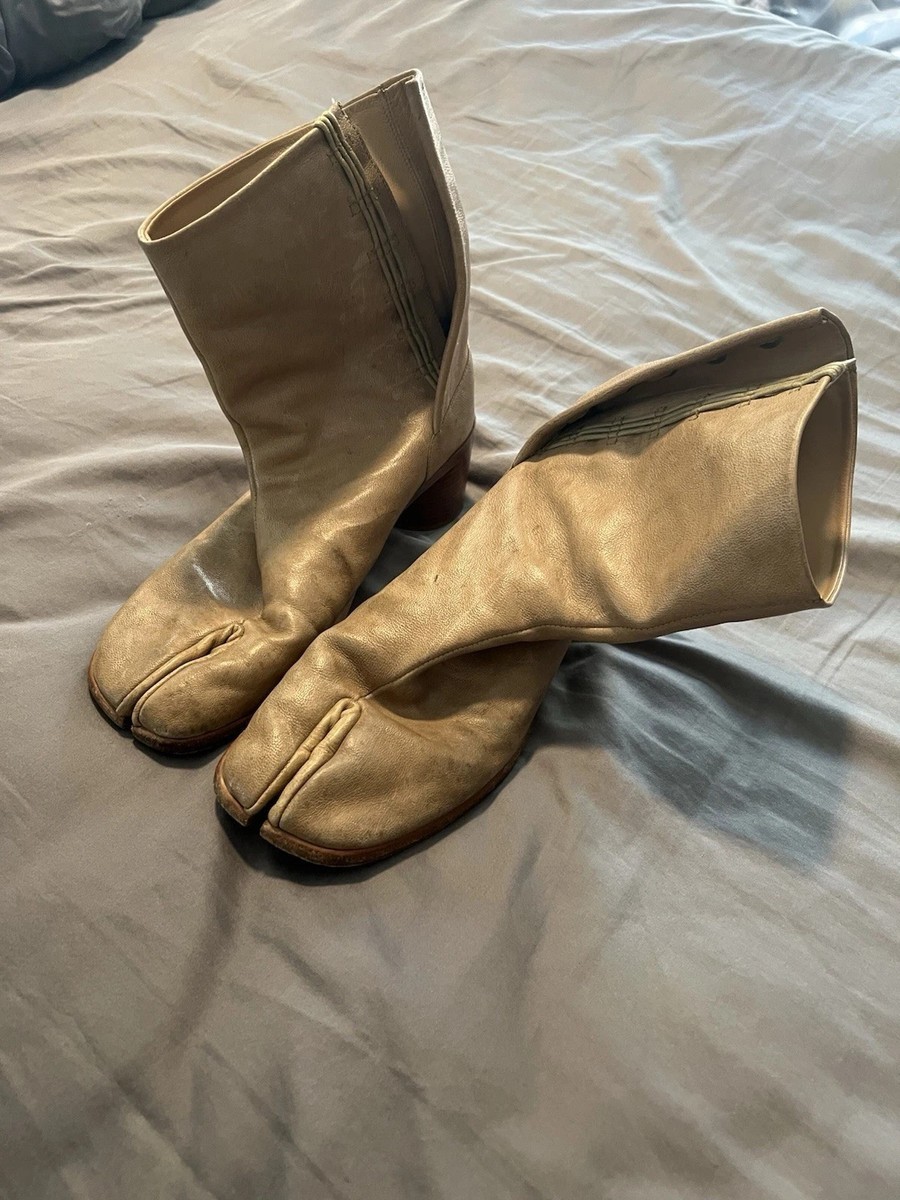 Maison Margiela Tabi Boots Beige Leather Men 10 43 Leather Dress