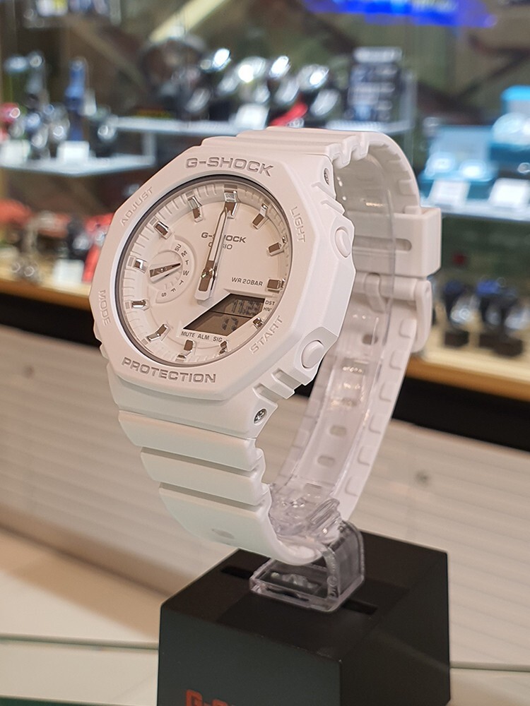 Casio G-Shock Resin Strap Men Watch GMA-S2100-7ADR White Original