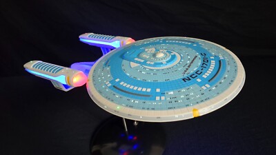 Star Trek 1/1400 Enterprise NCC-1701-C Round pro built model with
