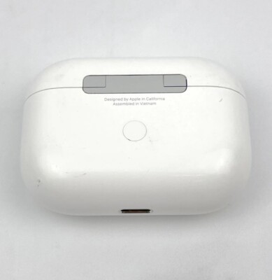 Apple Airpods Pro 1st Generation Wireless Charging Case Good A2084