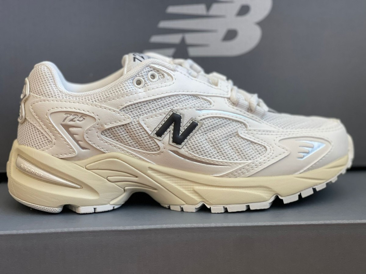 New Balance 725 Women ML725CA Sea Salt with Phantom and Bone Shoes