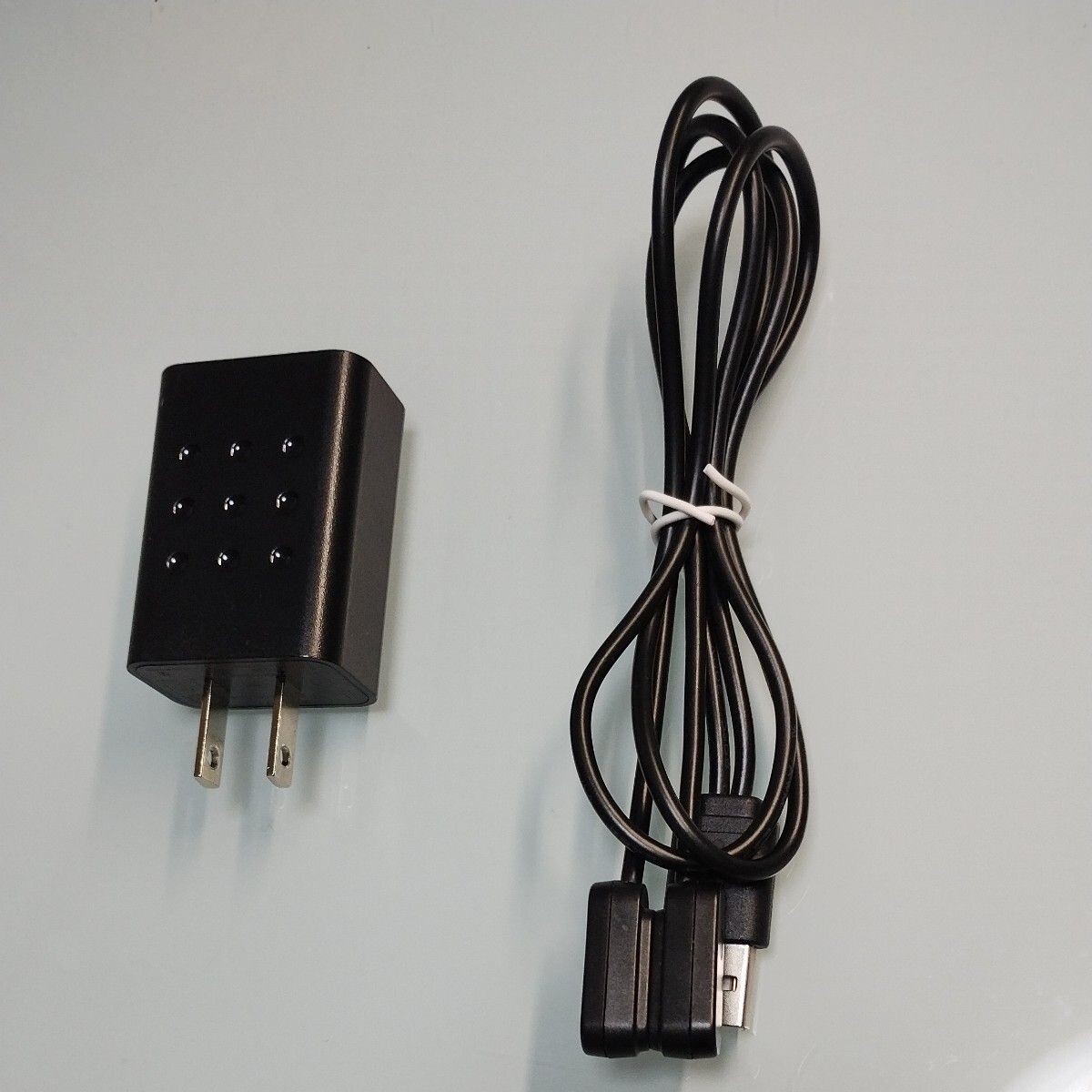 YA-MAN Medilift Plus EPM-18BB Black Facial Beauty Device for Skin