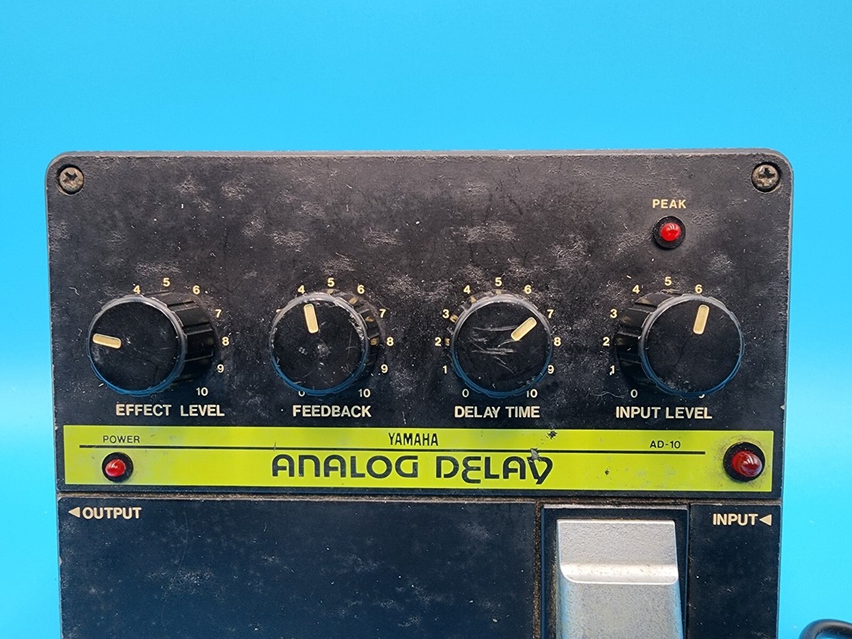 Rare 80s Yamaha AD-10 Analog Delay BBD Guitar Effect Pedal Bass