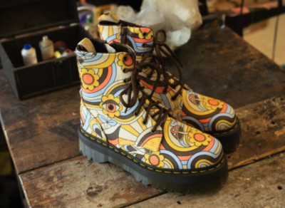 DR. MARTENS JADON RETRO CANVAS PLATFORM 8 EYE SIDE ZIP MSRP$240