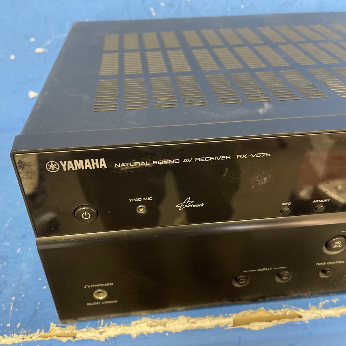 Yamaha RX V575 7.2 Channel 190 Watt Receiver CINEMA DSP 3D