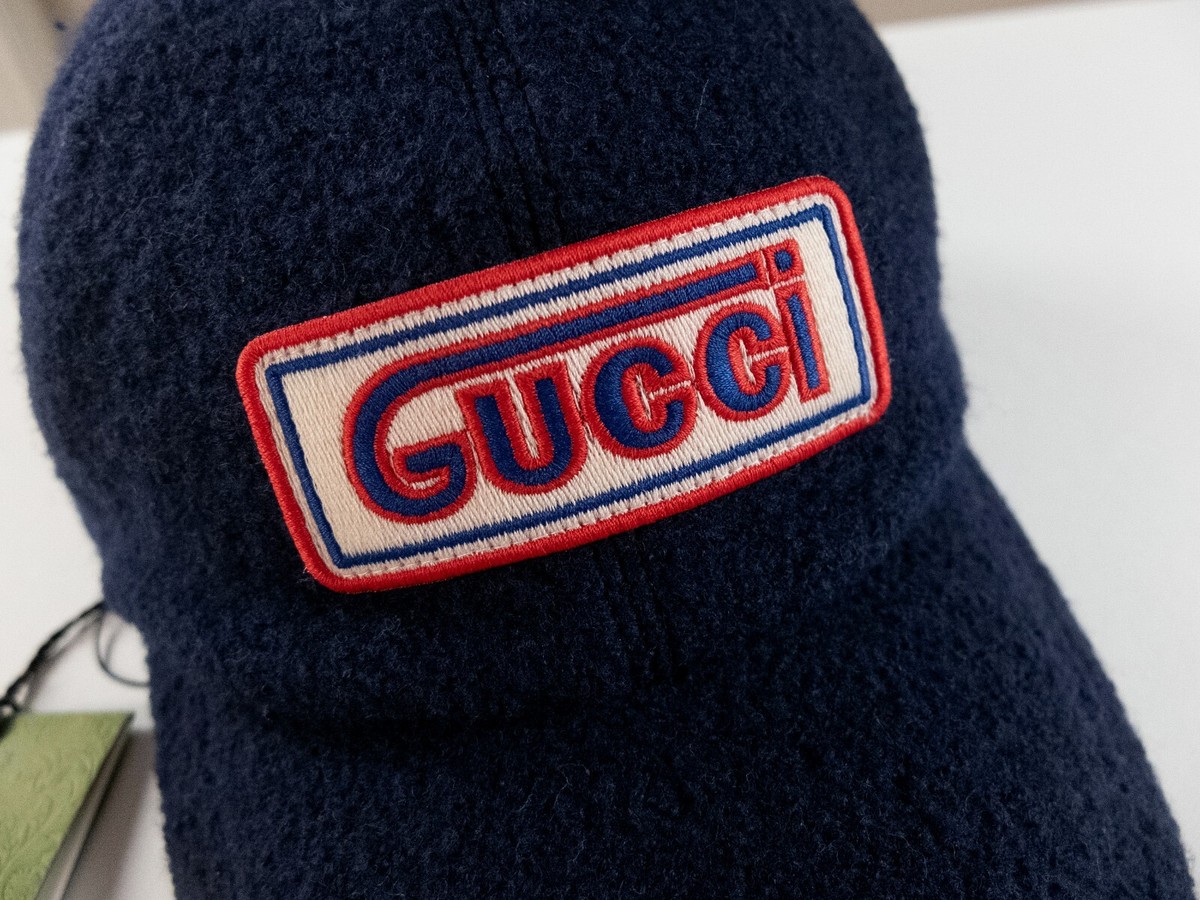 NO CUSTOMS TAX) GUCCI navy blue logo patch felted wool baseball