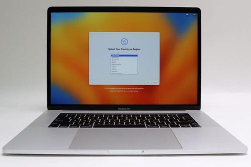Apple MacBook Pro (15-inch, 2019) 2.3GHz i7 / 32GB RAM / 512GB SSD