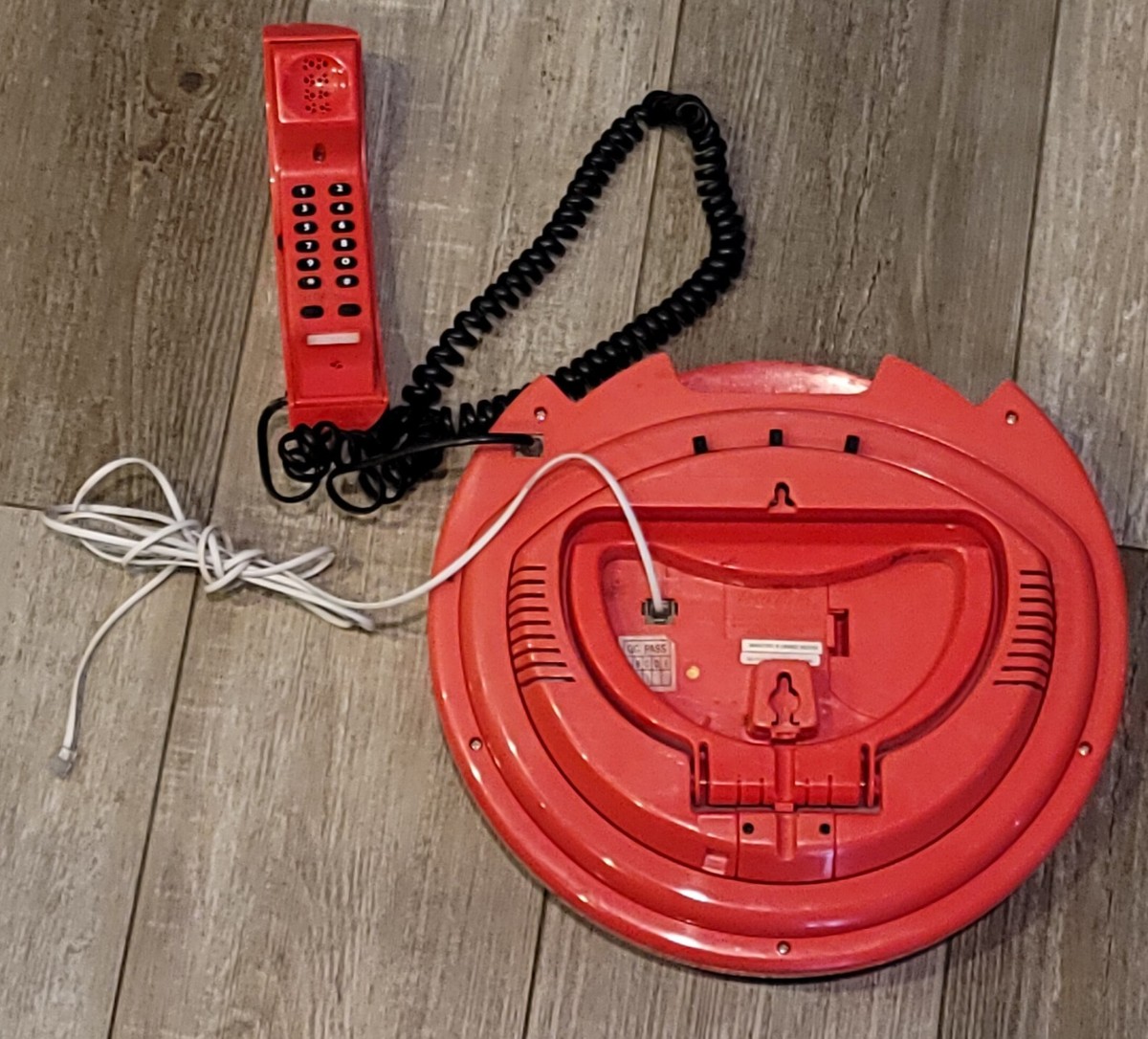 Vintage 1995 Coca Cola Button Telephone 12