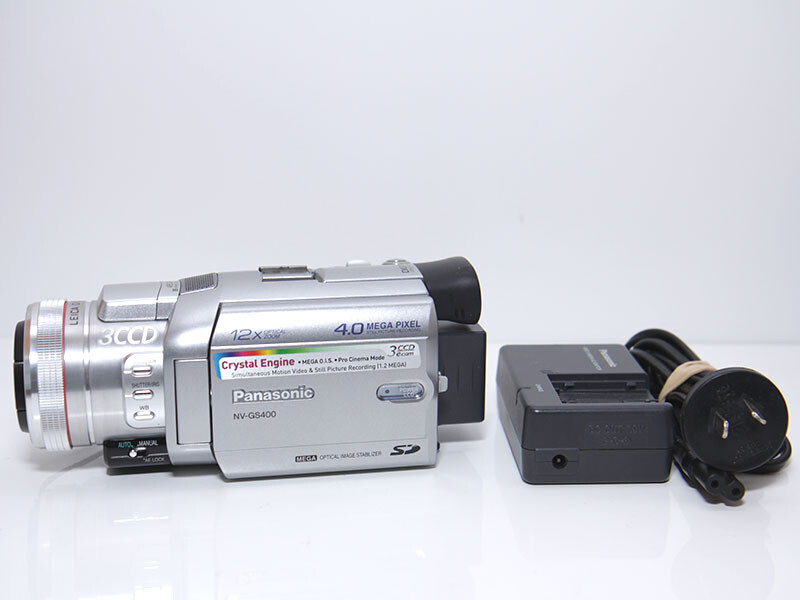 Panasonic NV-GS400 GN MiniDV Cassette Tape Digital Video Camera