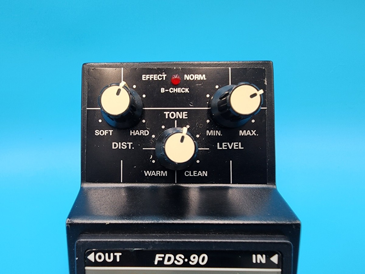 Vintage 80s Fender FDS-90 Guitar Effect Distortion Pedal J4558D
