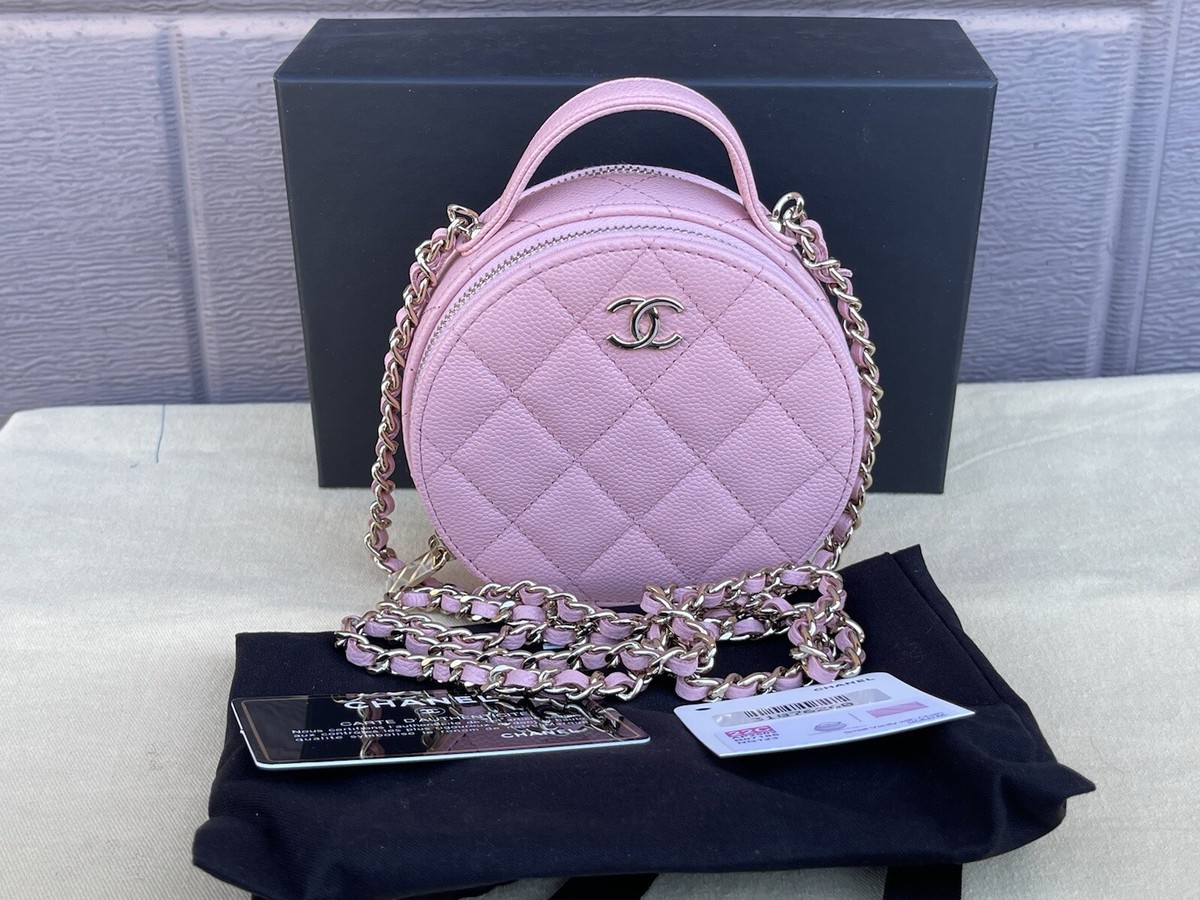 Brand New CHANEL 22C Caviar Quilted Round Vanity Handle With Chain