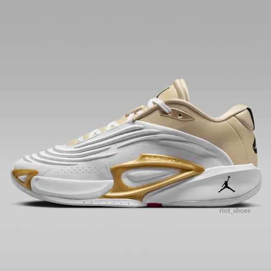 Nike Jordan Luka 3 SE PF Basketball 'White/Team Gold' (FZ2467-100