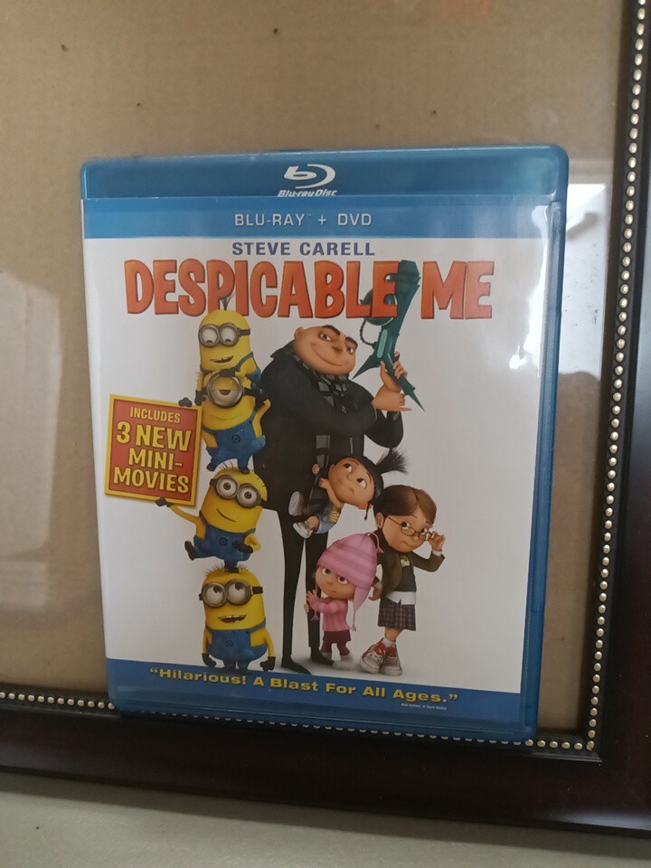 Despicable Me - Blu-ray + DVD - Steve Carell. L63 | eBay