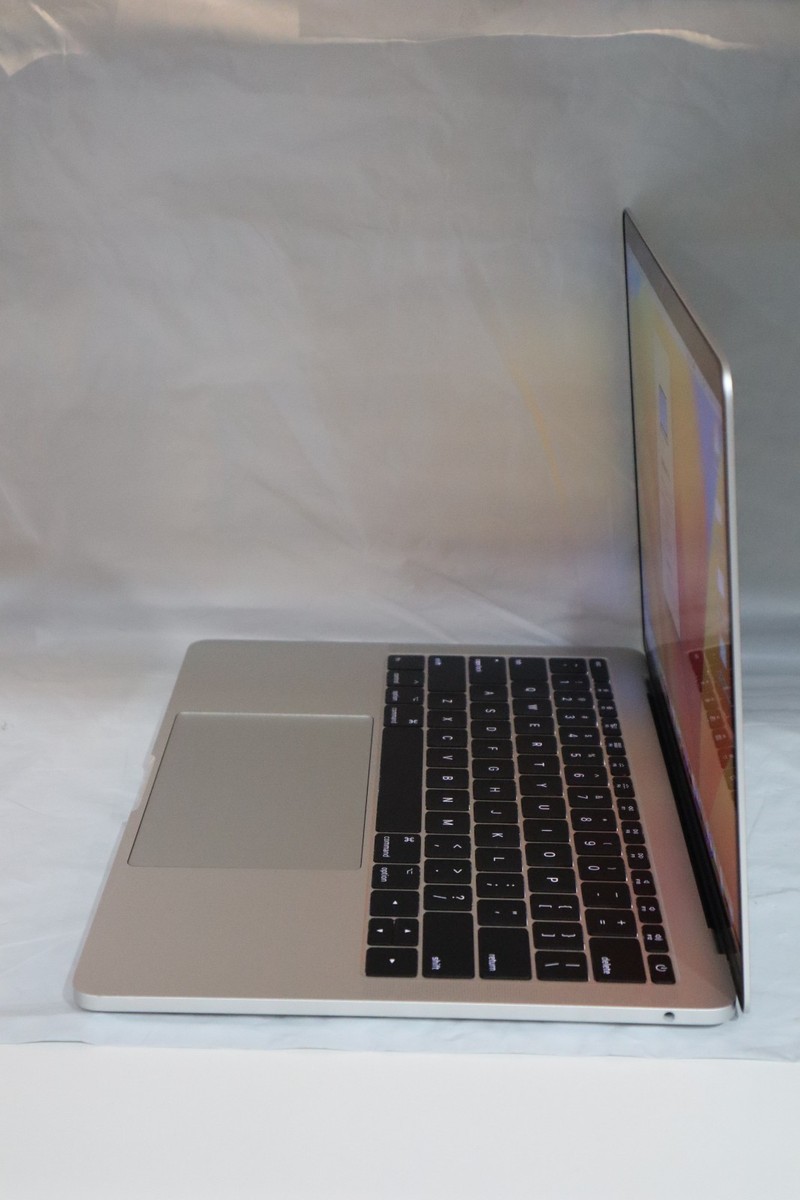 Apple MacBook Pro 13.3 Retina I5-7360U 8GB 256GB MPXU2LL/A Silver