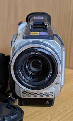 SONY DCR-TRV30 Handycam Camcorder NightShot MiniDV Japanese only