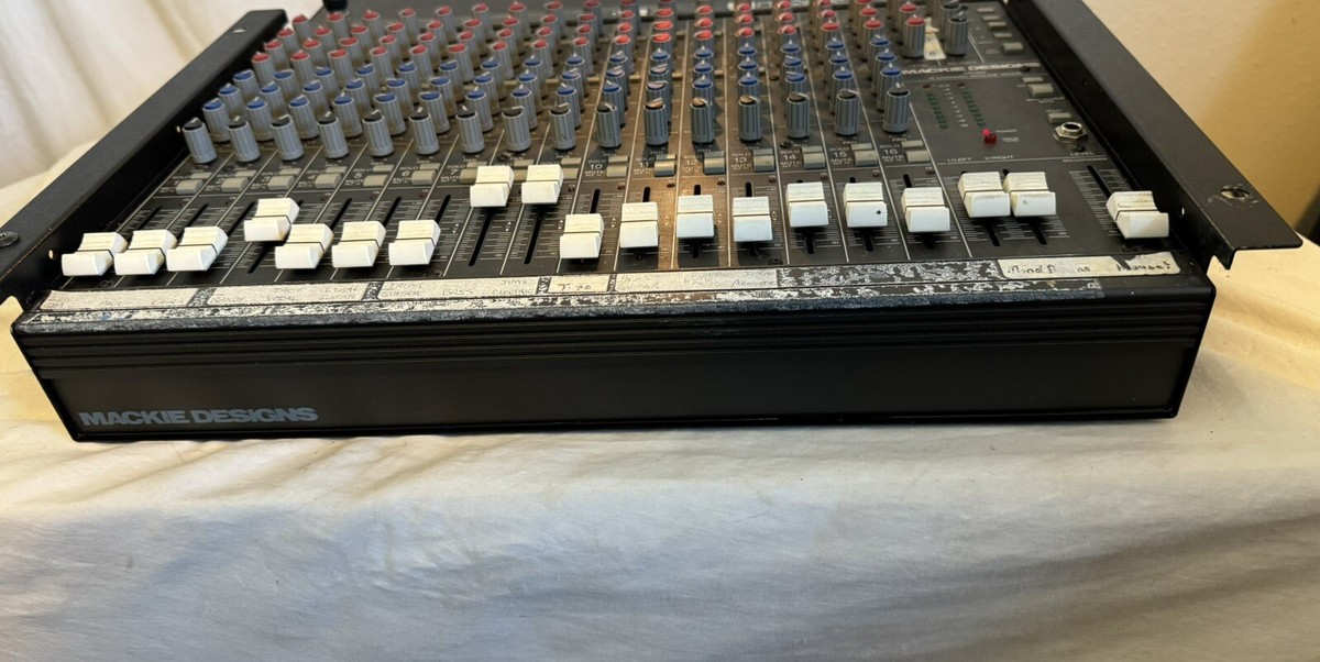 Mackie Designs CR1604 16 Channel Mic Line Mixer with XLR10