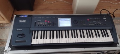 Korg Triton Extreme 61 Excellent Fully Loaded, Moss Card 96 meg