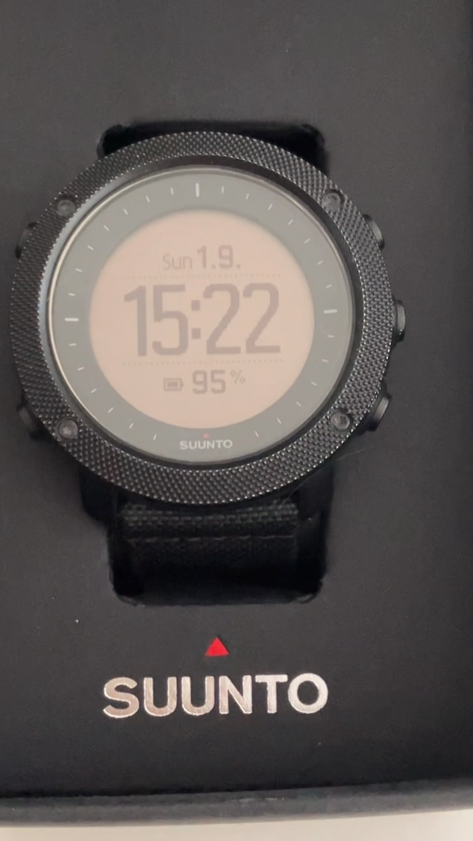 Suunto Traverse Alpha GPS Men Black Digital Watch with Charger in