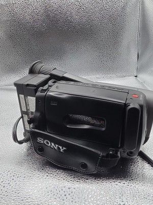 Sony Handycam CCD-TRV11 Video 8 With Storage | eBay