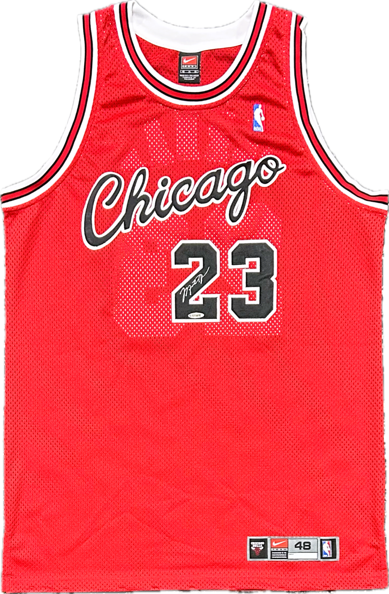 Michael Jordan Signed Nike Chicago Bulls #23 Jersey Upper Deck