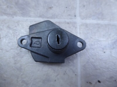 1996 Kawasaki ZX600 ZX6R Ninja K765-1) top clamp ignition switch