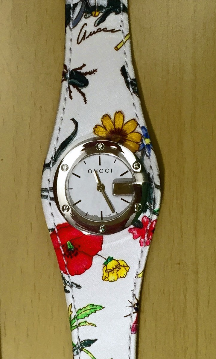 NWT Gucci Wonen's 104L Floral Special Edition 2005 Watch YA104511