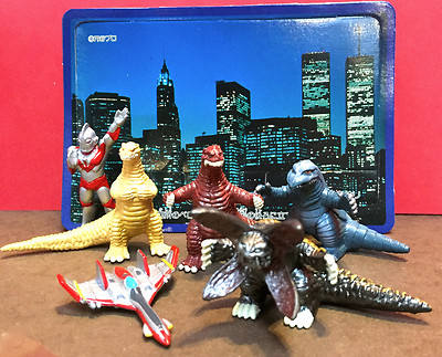 ULTRAMAN POWERED MINI FIGURE SET PART 2 1994 YUTAKA VS KAIJU JAPAN