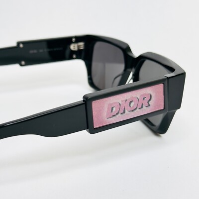 CHRISTIAN DIOR HOLOGRAPHIC CD Logo Black Pink Sunglasses DM40106U