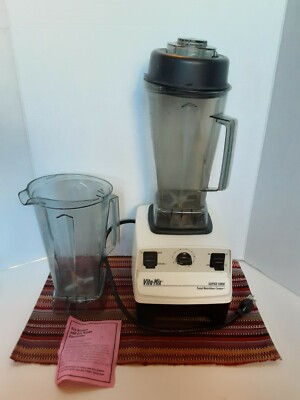 Vita-Mix Super 5000 Total Nutrition Center VM0103 Blender Wet and