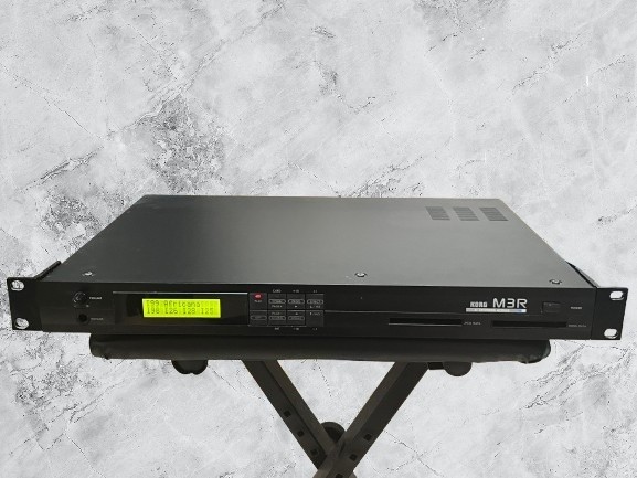 Korg M3R Synthesizer Module Rack Sample Player Musical instrument