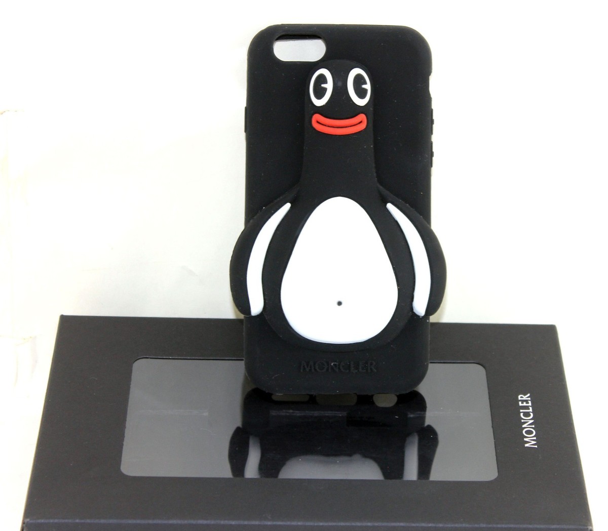 MONCLER Black, White Penguin iPhone Case 6 6S 7 Tokyo Ginza 2015
