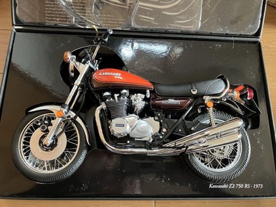 ミニチャンプス1/6 カワサキ Z2 750 RS SUPER 4 1973