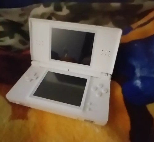 Nintendo DS Lite Final Fantasy III Crystal Edition (Japan Version