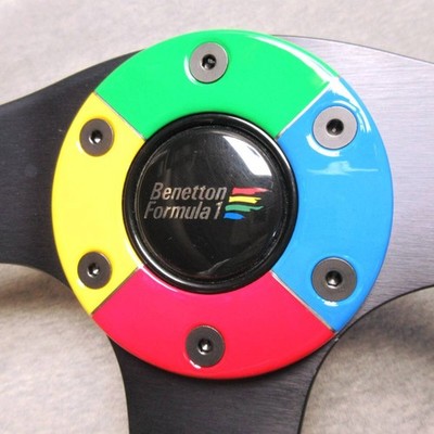 MOMO BENETTON FORMULA F1 Steering Wheel 34.7cm Color Horn Ring