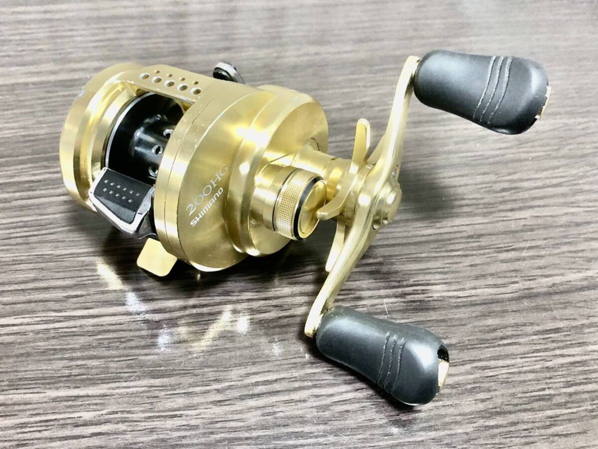 リール CALCUTTA CONQUEST 200 Shimano 21 Calcutta Conquest 200
