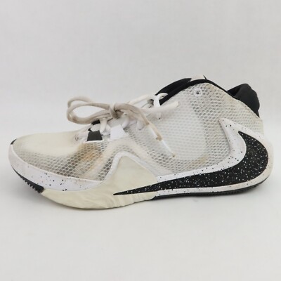 Nike Basketball Shoes Mens 10 White Black OreoZoom Freak 1