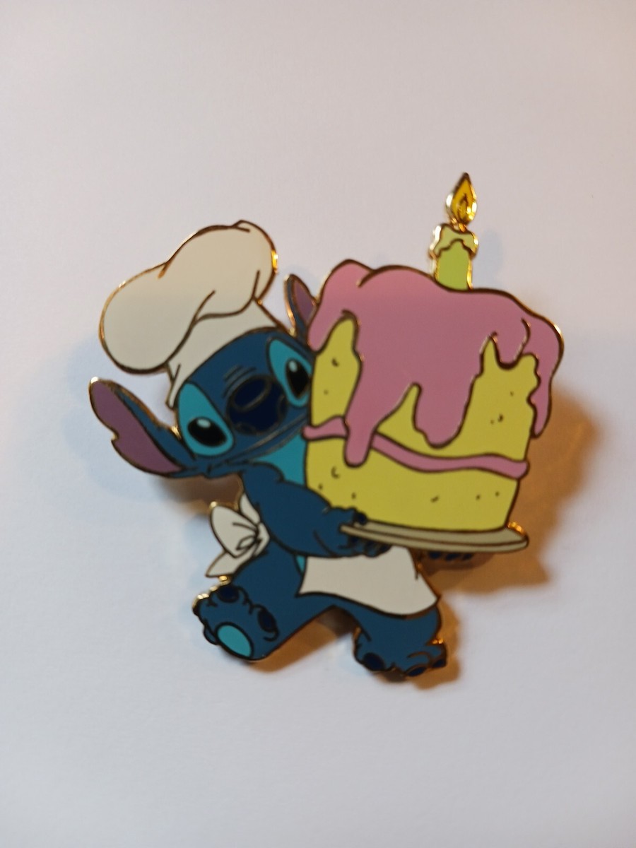DISNEY AUCTIONS DA PIN (PINS) LE STITCH WITH BIRTHDAY CAKE CANDLE