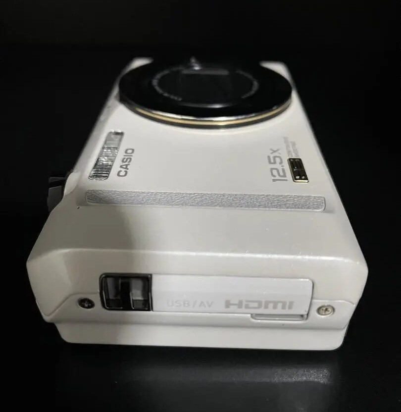 CASIO Exilim EX-ZR200 White Superb | eBay