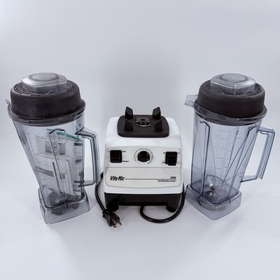 Vitamix Super 5000 VM0103 Nutrition Center Blender White w/two 64