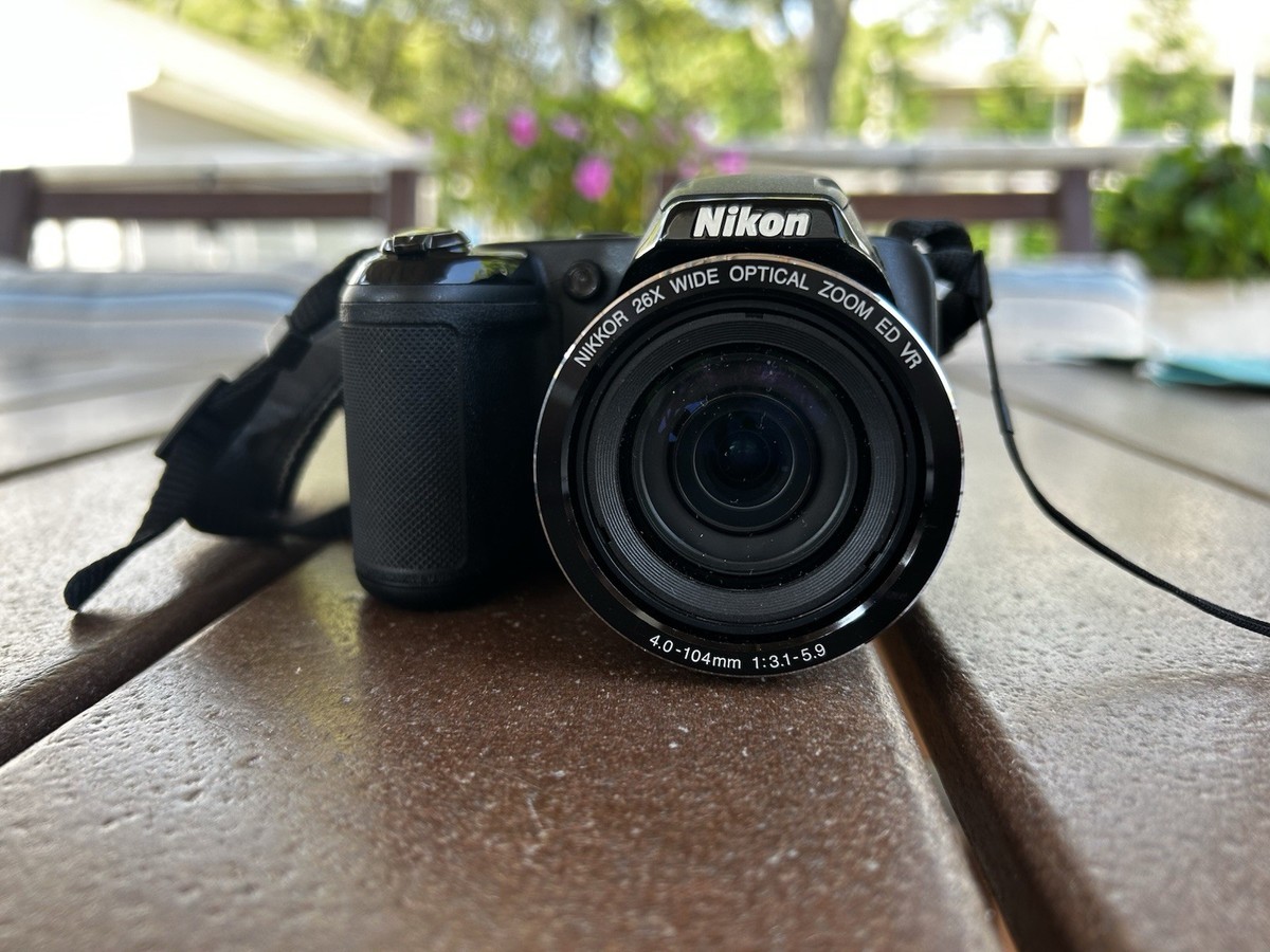 Nikon Coolpix L320 Black Digital Camera 26x Zoom 16.1 Megapixels