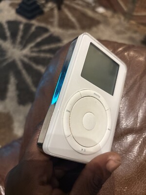 Apple iPod Classic 1st Generation White (10 Gb) M8541 for sale