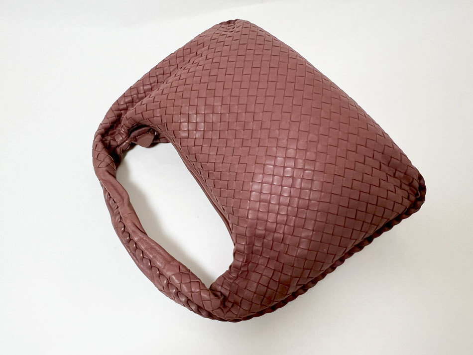 Bottega Veneta Intrecciato Leather One Shoulder Bag Light Purple