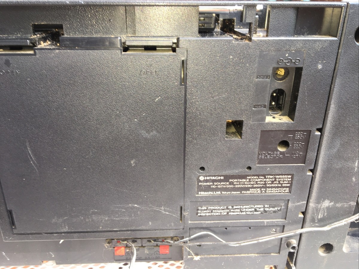 Hitachi TRK-555W Portable Component System High Quality Stereo