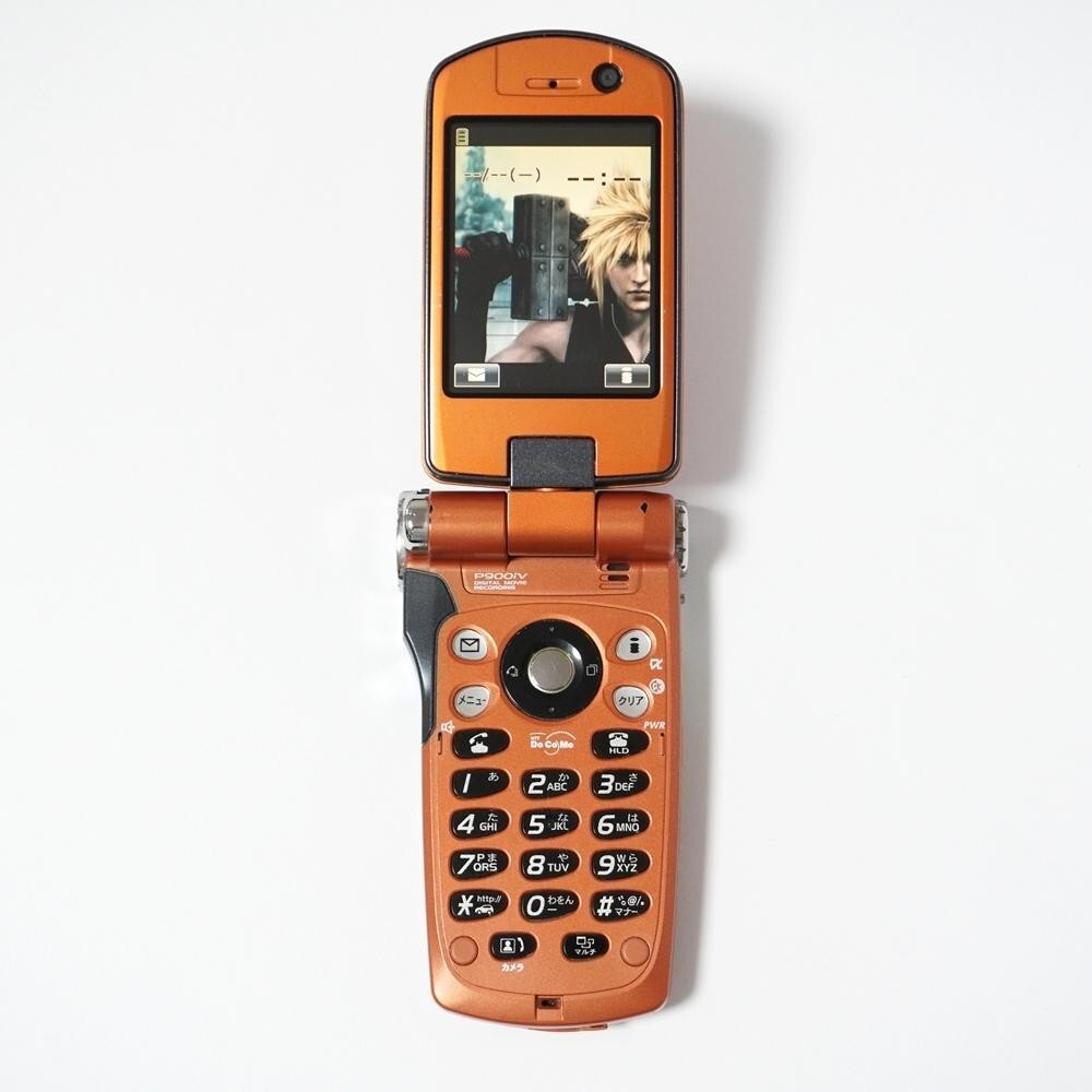 Docomo Foma P900Iv Panasonic Final Fantasy Vii Cloud Phone Orange