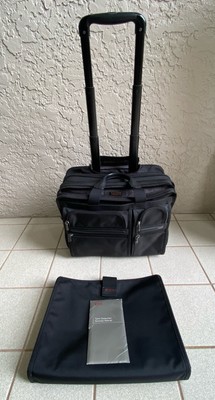 TUMI Alpha Black Nylon Deluxe Expandable Wheeled Rolling Briefcase