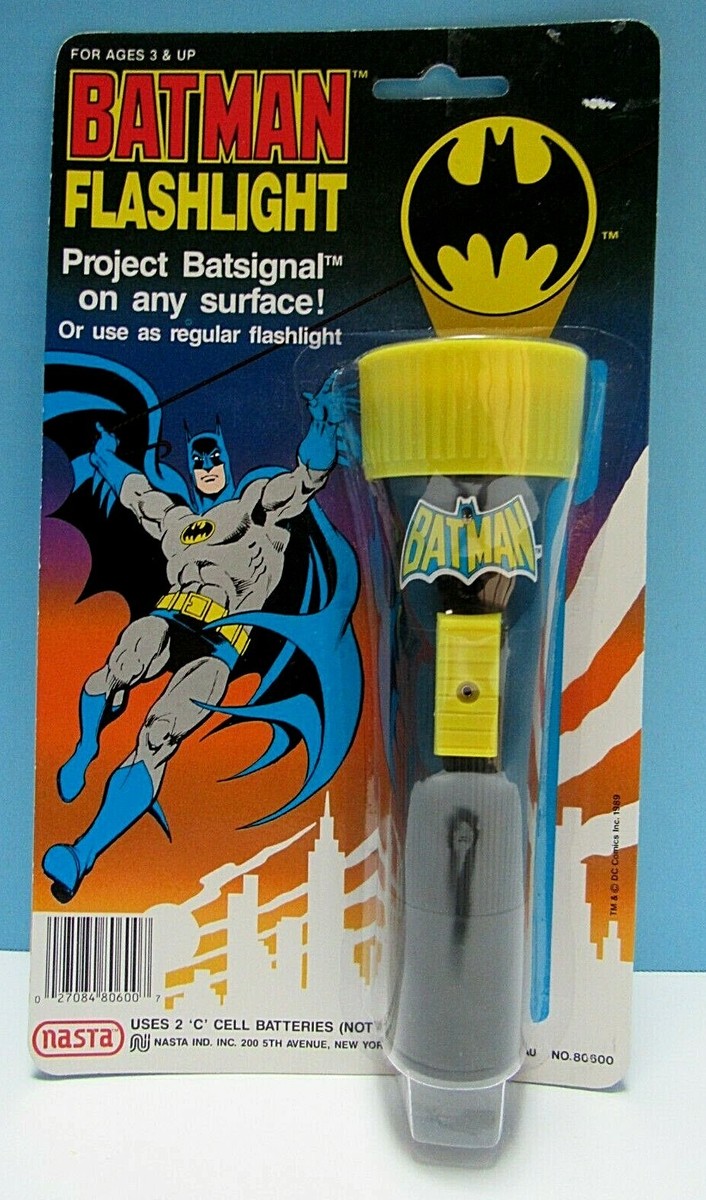 RARE VINTAGE 1989 BATMAN FLASHLIGHT ~ PROJECTS BAT SIGNAL ON ANY
