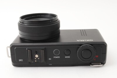 Sigma DP2 Merrill digital camera with accessories *46 effective MP